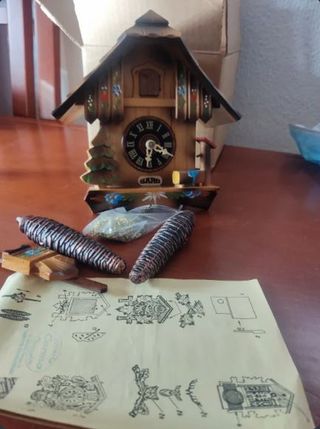 Orologio a cucù meccanico nuovo