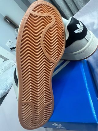 Adidas Camous Beige/Blanco Talla 39
