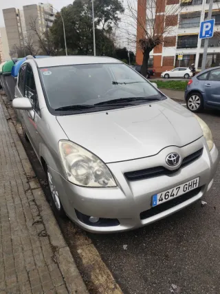 Toyota Corolla Verso 2.2 D4D | 7 Plazas | Nuevo