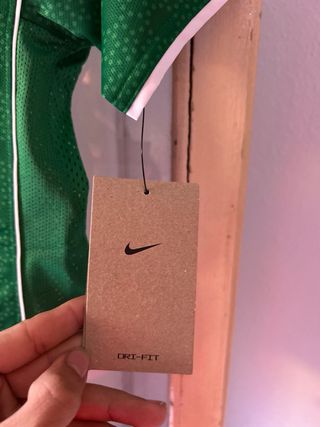 Camiseta Nike Niño Verde y Roja