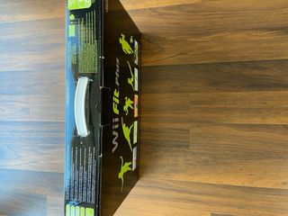 Nintendo - Wii Fit Plus + Wii Balance Board