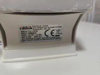 Ferro da stiro a vapore