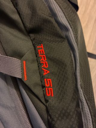 Mochila The North Face Negra y Gris