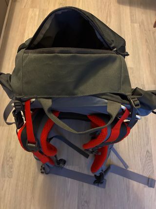 Mochila The North Face Negra y Gris