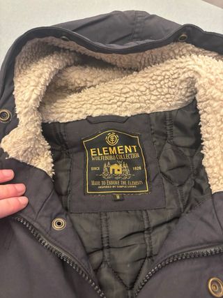 Cazadora Element Negra