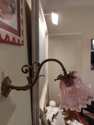 Aplique antiguo lámpara rosa