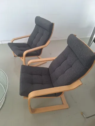 2 hamacas grises de tela y madera