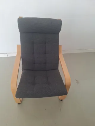 2 hamacas grises de tela y madera