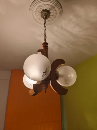 Lámpara de techo vintage madera 3 tulipas