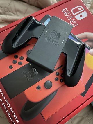 Nintendo Switch OLED Edizione Mario Rossa