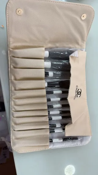 Juego de brochas de maquillaje Chanel