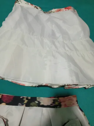 Lote de 2 faldas estampadas