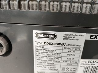 Deshumidificador DeLonghi DSX220WFA Gris