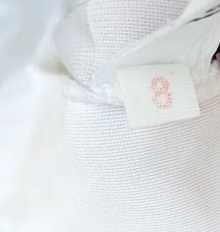 CAMISETA DE FÚTBOL O DEPORTES COLOR BLANCO.