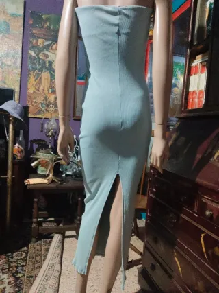 Vestido largo azul sin tirantes