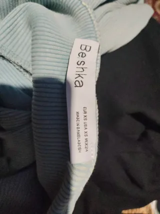 Vestido largo azul sin tirantes