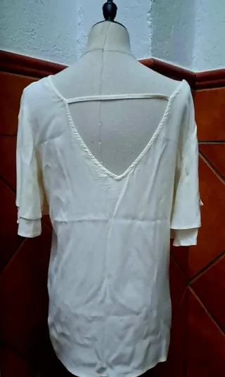 Blusa blanca espalda descubierta talla única