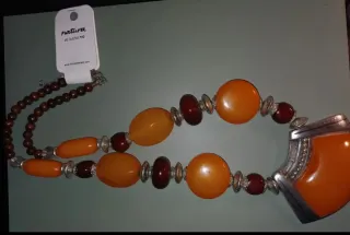 Collar Natura Media Luna Ámbar