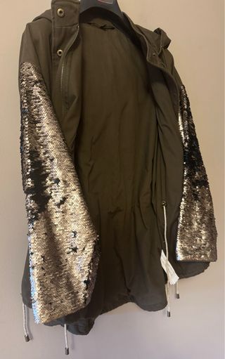 Parka oversize caqui ‘Zara’