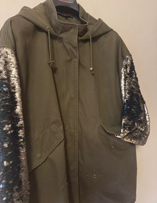 Parka oversize caqui ‘Zara’