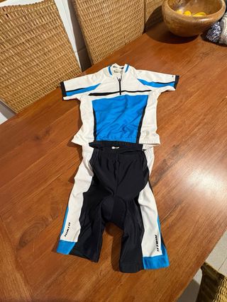 Conjunto Ciclismo Niño