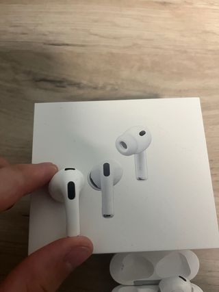 Cascos Inalámbricos Apple Blancos