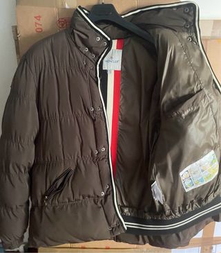 Piumino Moncler Marrone