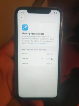 iPhone 11 Morado + 3 Carcasas