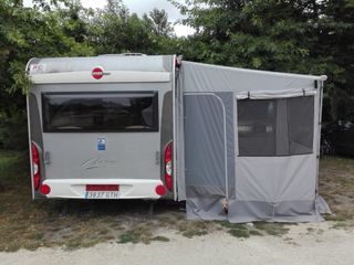 Toldo Fiamma F35 para camper o caravana