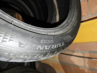 Neumáticos 215/50 R19 A estrenar 30€/und.