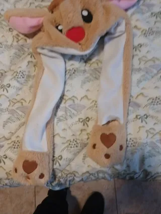 Gorro reno con orejas y patas