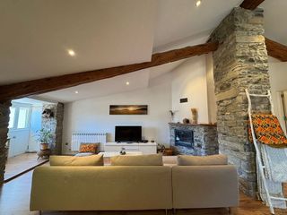 Ático en alquiler en Jaca