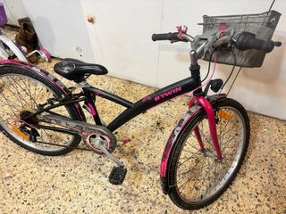 Bicicleta niña con cesta