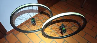 Ruedas MTB Carbón 27.5 Enduro o DH.. DT Swiss 240