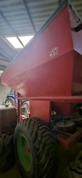Abonadora 7000 kg