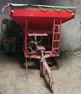 Abonadora 7000 kg