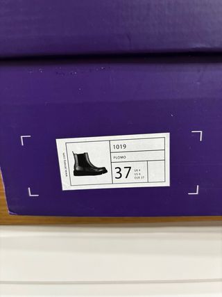 Botines Chelsea Negro/Plata