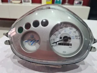 Cuadro instrumentos Piaggio Zip 50 2T 2.221 Km