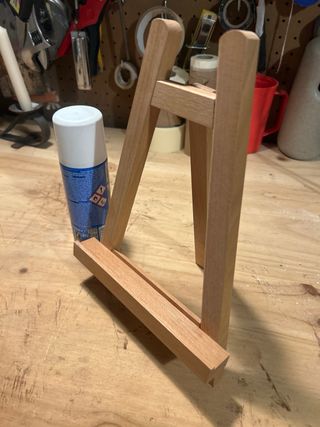 Atril pequeño de madera