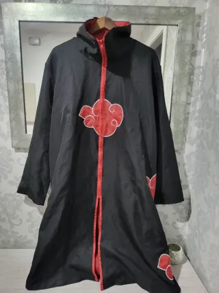 Capa Akatsuki Talla XL Negra y Roja