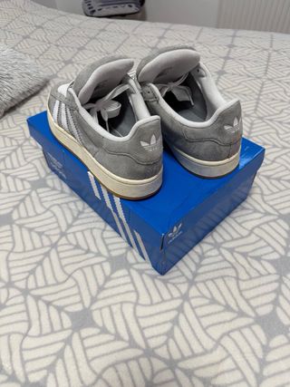 Adidas Campus Zapatillas Grises y Blancas