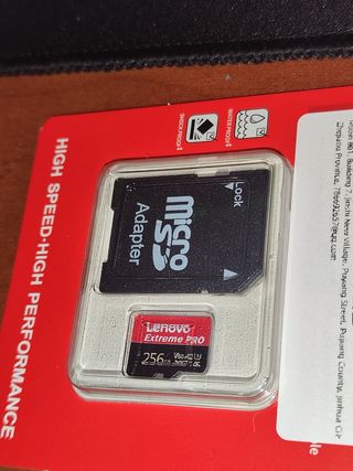 Tarjeta Micro SD Lenovo 256GB Extreme PRO