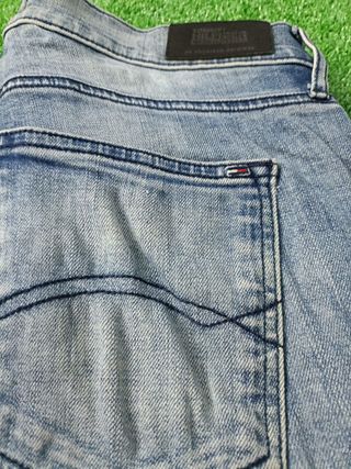 Pantalon Vaquero Tommy Hilfiger Talla S Nuevo