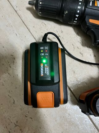 Taladro Worx 20V Power Share