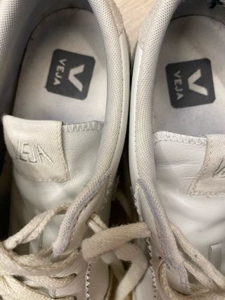 Veja Volley Piel Blancas