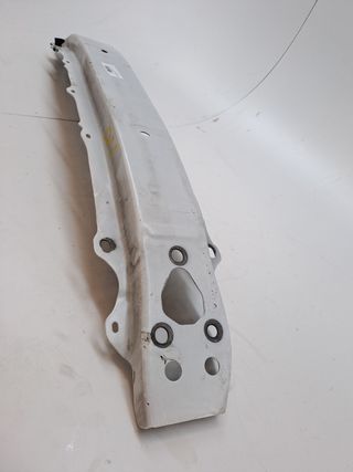 REFUERZO PARAGOLPES DELANTERO TOYOTA YARIS (4)