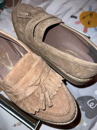 Zapatos mocasines V&D ante flecos