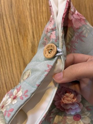 Funda Libro Acolchada + Marcapáginas Flora