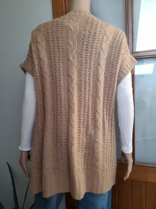 Chaleco punto largo calado talla 48