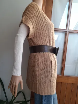 Chaleco punto largo calado talla 48